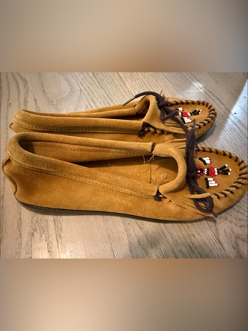 Minnetonka Moccasin - Size 10 - Picture 3 of 6